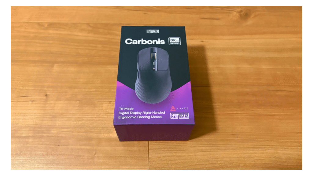 EPOMAKER Carbonis Mouseのカーボンファイバーシェル外観