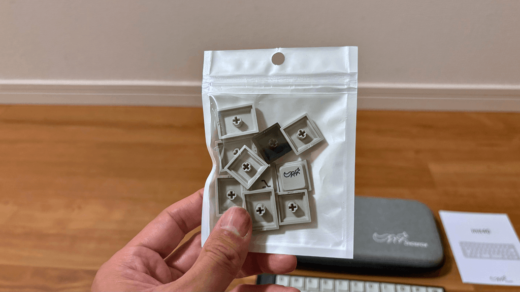 Init40付属のハードキャリングケース